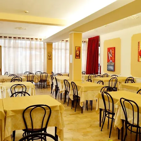 In Guest - New Cirene Economy Single With Half Pensionat *