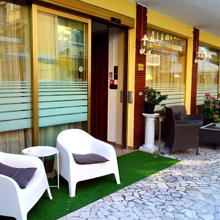 Pensionat In Guest - New Cirene Economy Single With Half Rimini