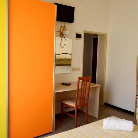 In Guest - New Cirene Economy Single With Half Rimini