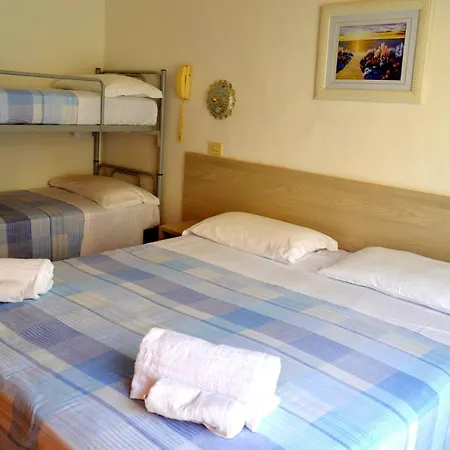Гостевой дом In Guest - New Cirene Economy Single With Half